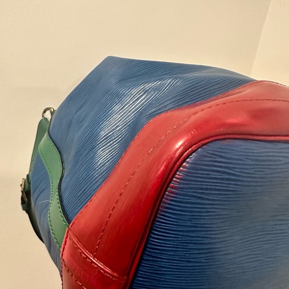 Authentic Louis Vuitton Epi Tri-Color Noe Red Blue Green - Picture 7 of 8